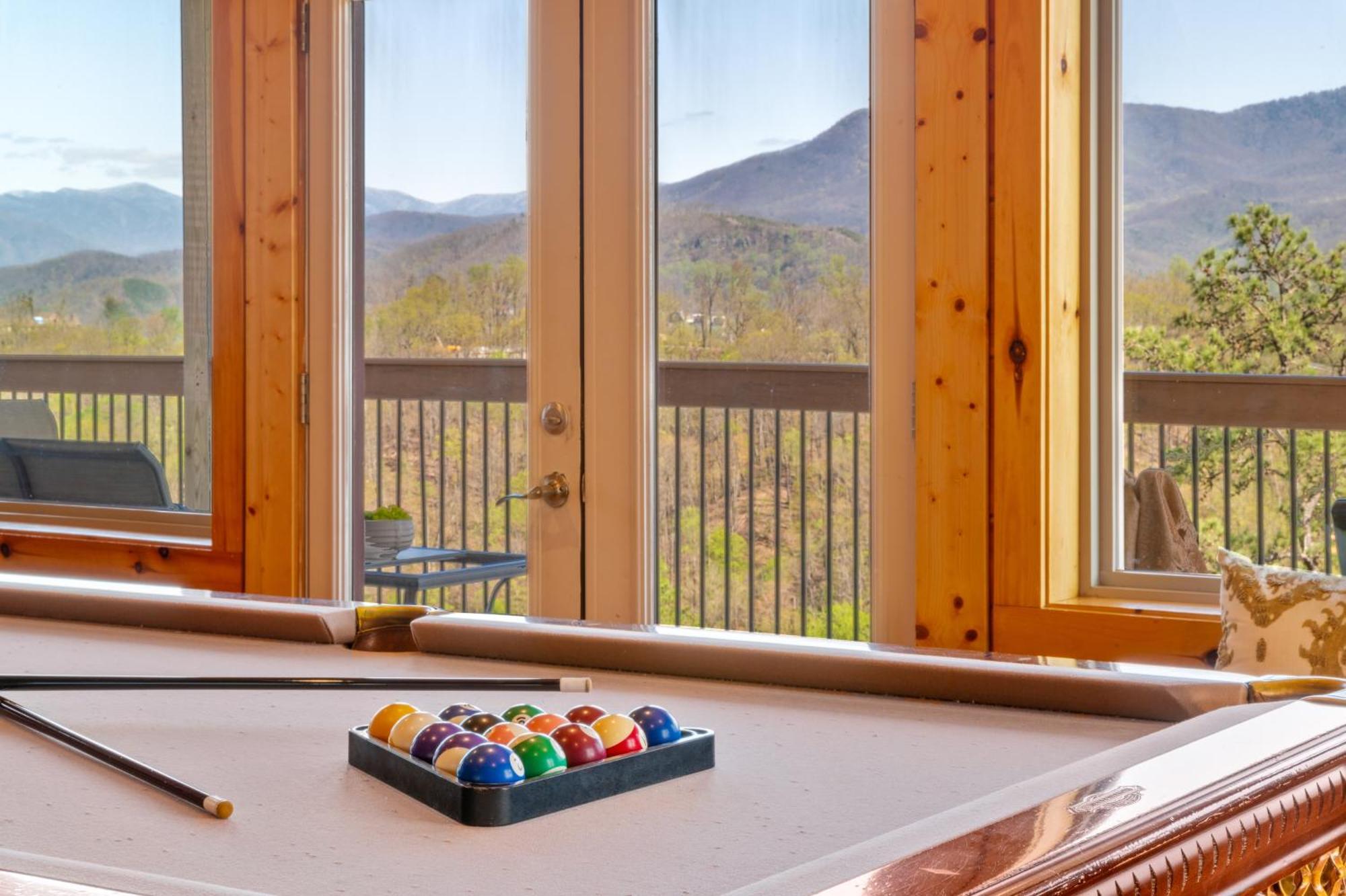 3 Bears Chalet Gatlinburg Exterior foto